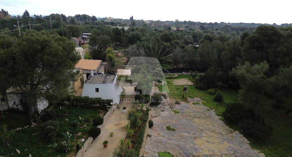 casa indipendente in vendita a Salve