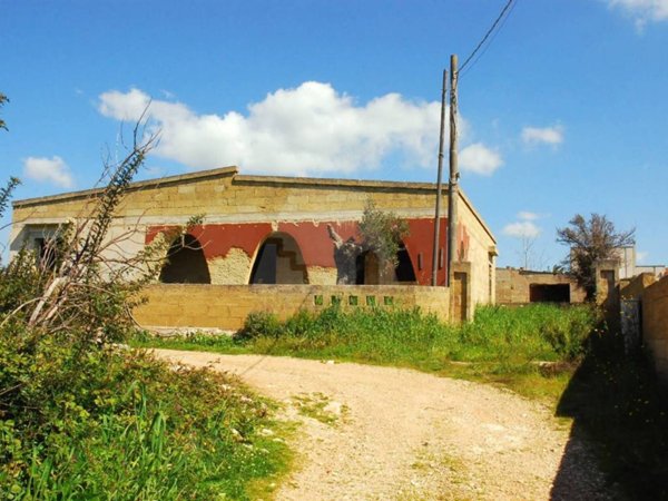 casa indipendente in vendita a Salve