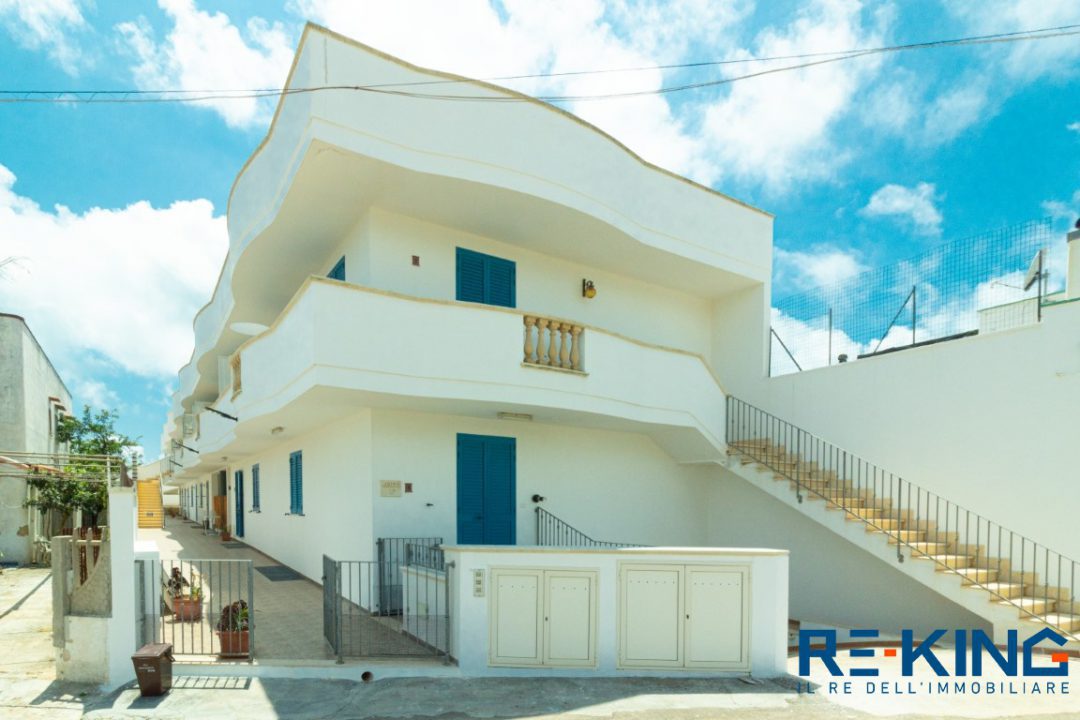 casa indipendente in vendita a Salve in zona Torre Pali
