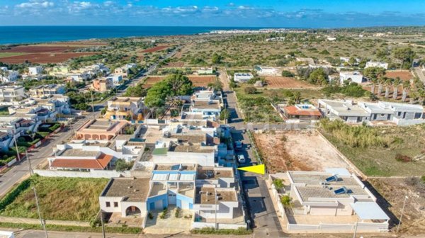 appartamento in vendita a Salve in zona Torre Pali