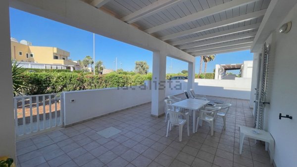 casa indipendente in vendita a Salve