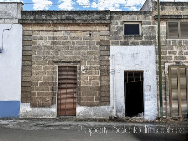 casa indipendente in vendita a Salve