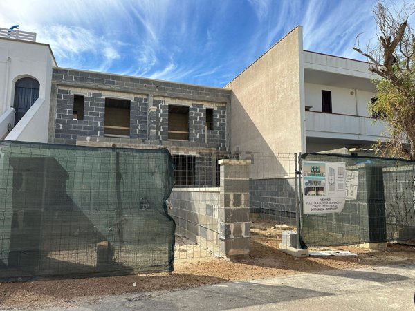 appartamento in vendita a Salve in zona Torre Pali