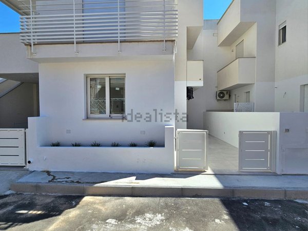 appartamento in vendita a Salve in zona Torre Pali