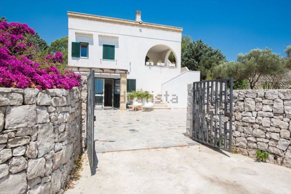 casa indipendente in vendita a Salve