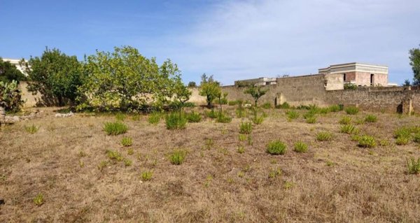 terreno edificabile in vendita a Salve