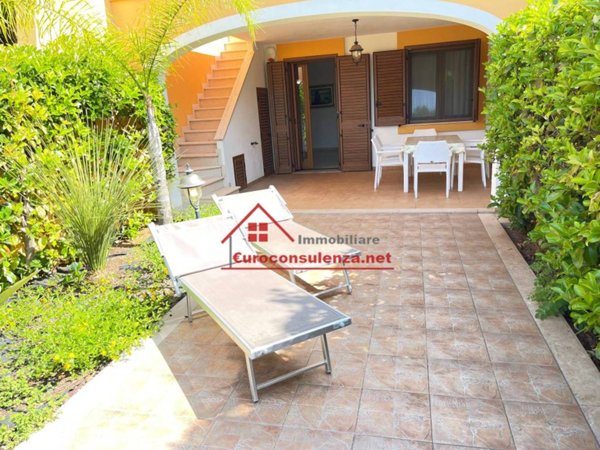 casa indipendente in vendita a Salve in zona Torre Pali