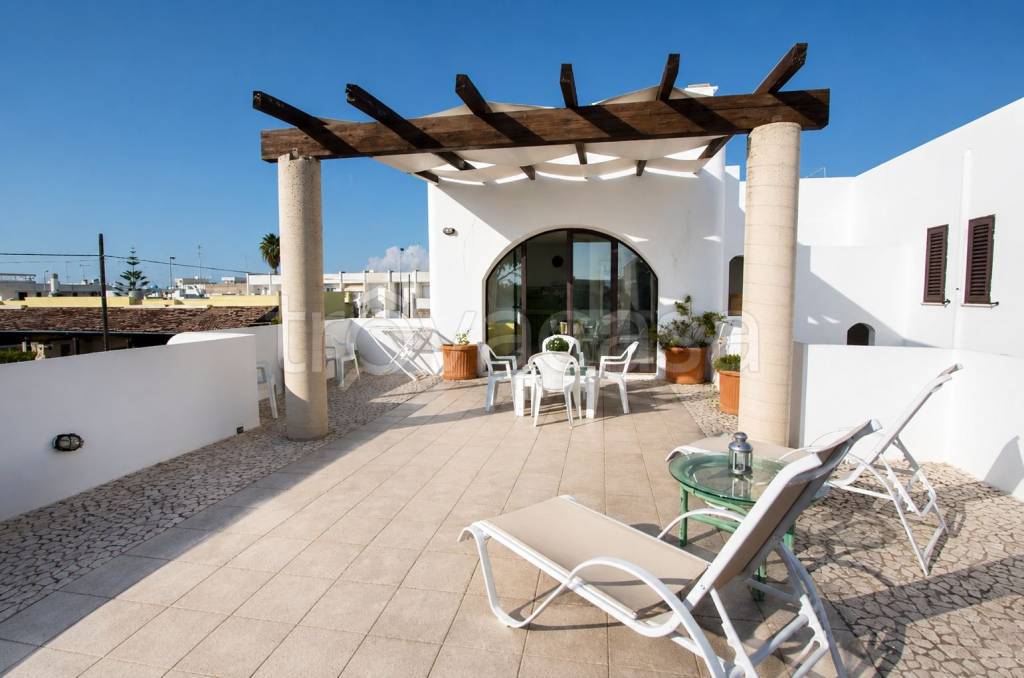 appartamento in vendita a Salve in zona Torre Pali