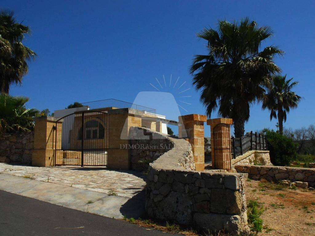 casa indipendente in vendita a Salve
