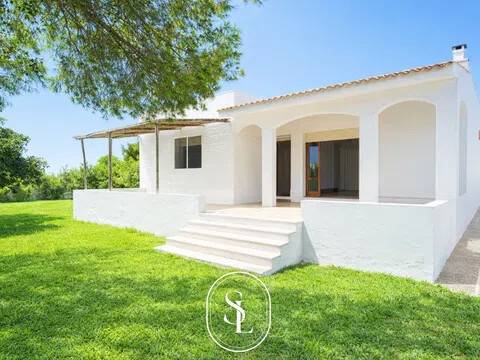 casa indipendente in vendita a Salve in zona Torre Pali