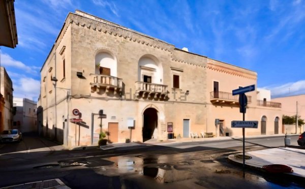 casa indipendente in vendita a Salve in zona Ruggiano