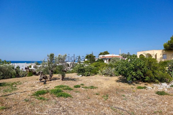 casa indipendente in vendita a Salve in zona Marina di Pescoluse