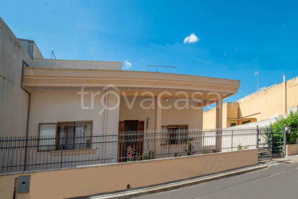casa indipendente in vendita a Salve