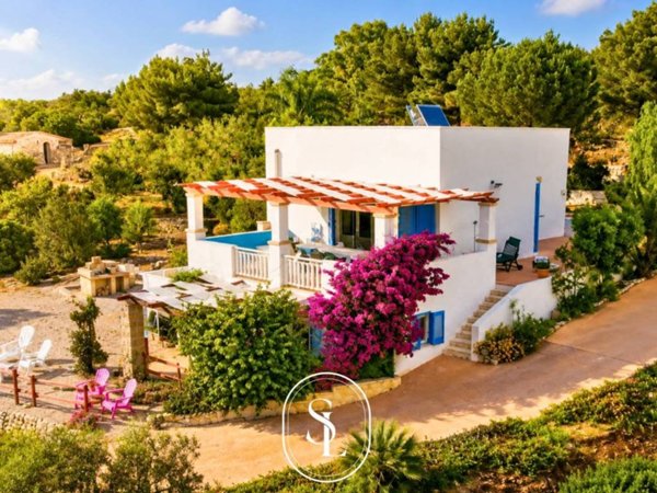 casa indipendente in vendita a Salve