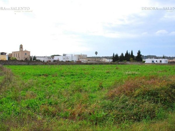terreno in vendita a Salve in zona Ruggiano