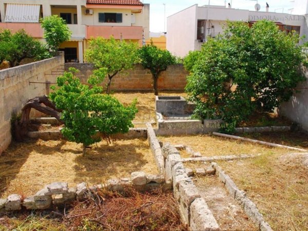 terreno in vendita a Salve