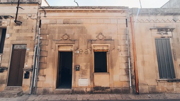 pentavano in vendita a Sanarica