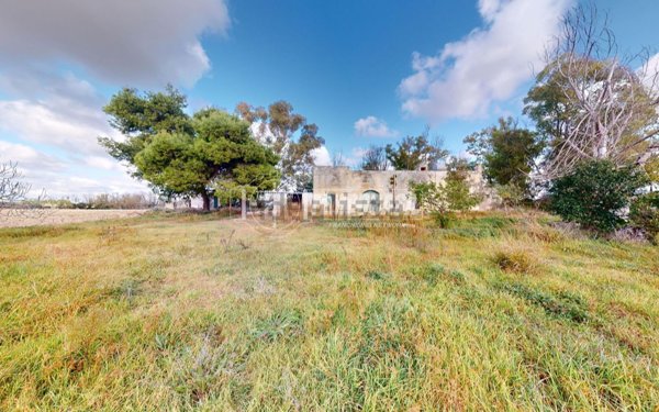 pentavano in vendita a San Cesario di Lecce