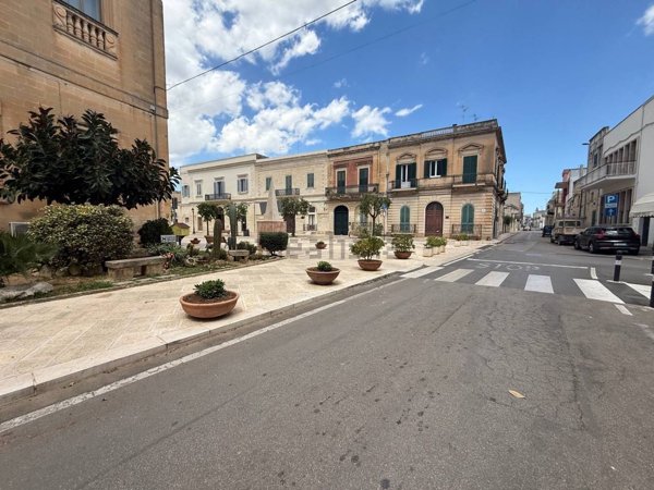 locale commerciale in vendita a San Cesario di Lecce