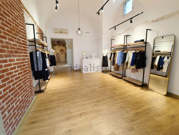 locale commerciale in vendita a San Cesario di Lecce