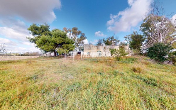negozio in vendita a San Donato di Lecce