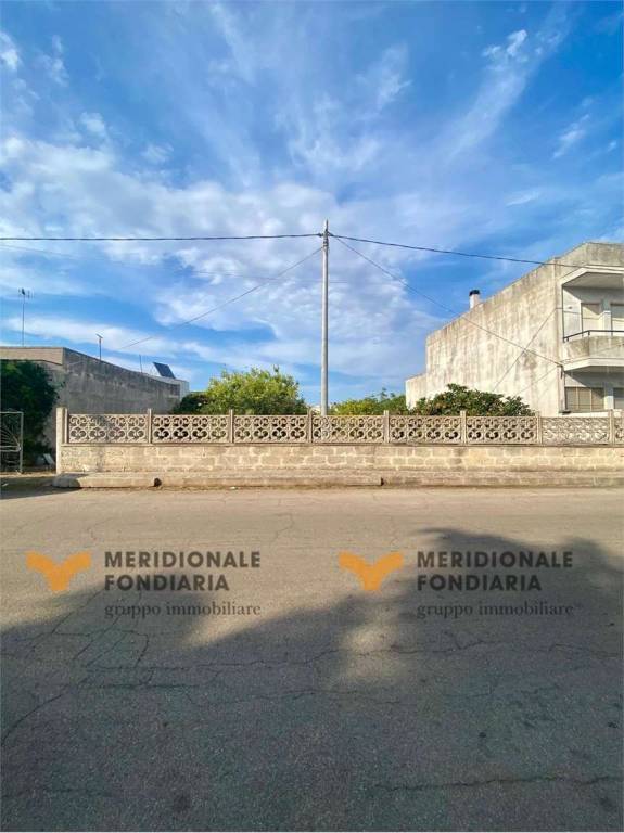 casa indipendente in vendita a San Donato di Lecce in zona Galugnano