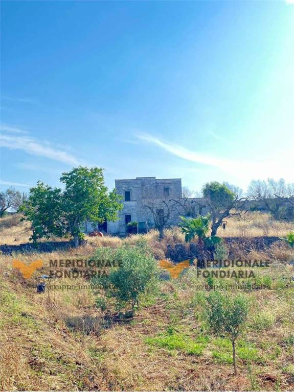 casa indipendente in vendita a San Donato di Lecce in zona Galugnano