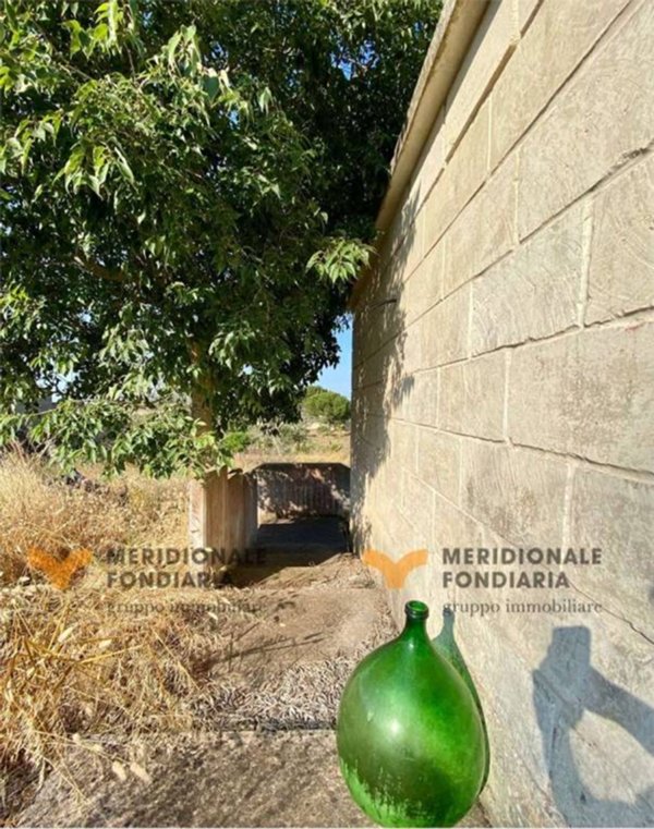 casa indipendente in vendita a San Donato di Lecce in zona Galugnano