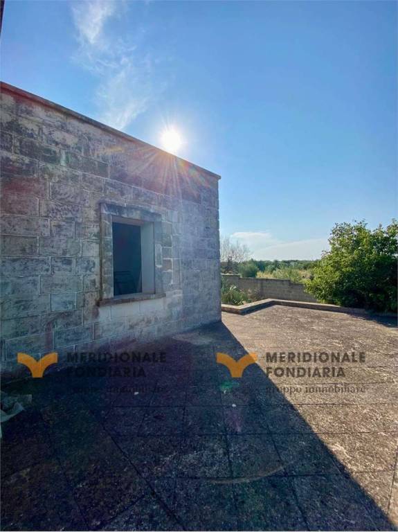 casa indipendente in vendita a San Donato di Lecce in zona Galugnano