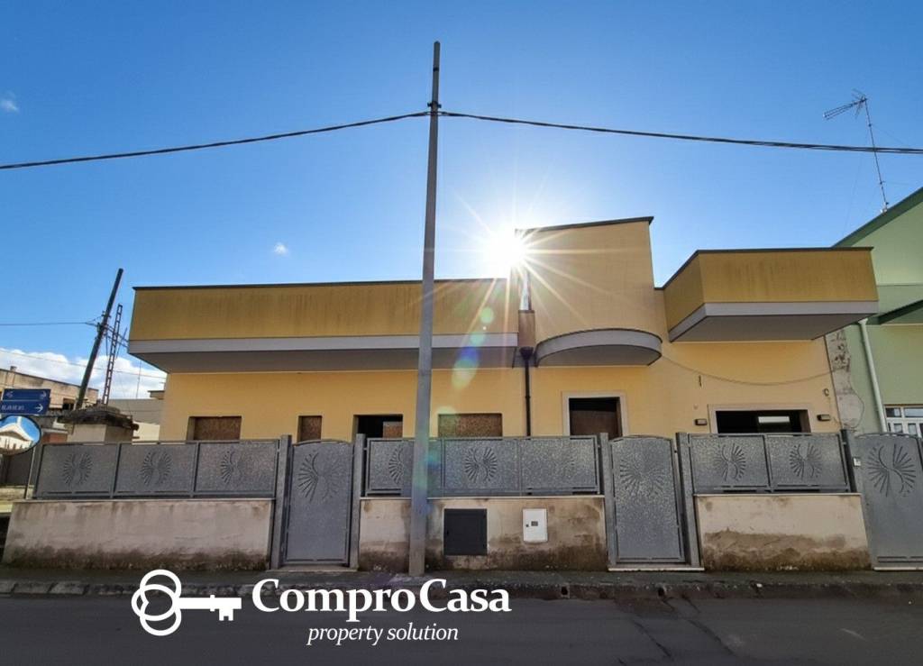 casa indipendente in vendita a San Donato di Lecce