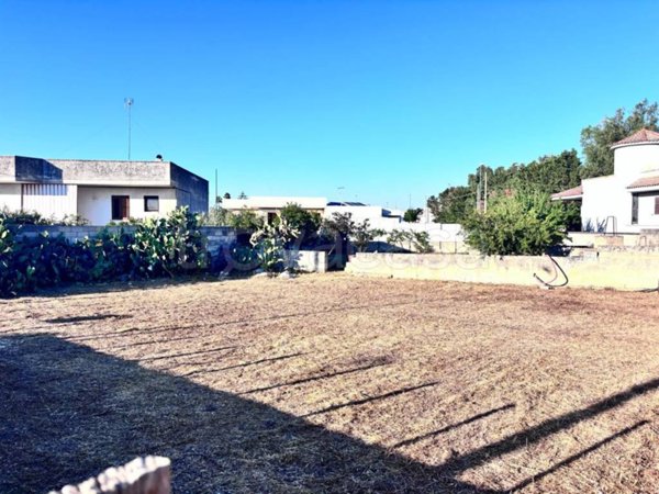 casa indipendente in vendita a San Donato di Lecce in zona Galugnano