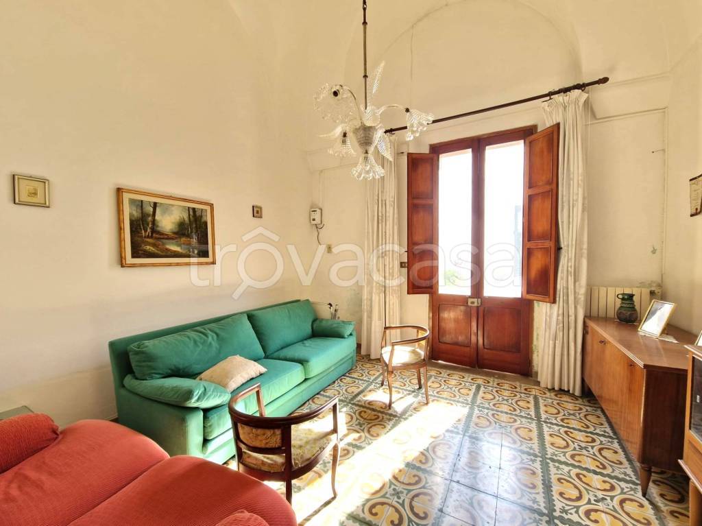 casa semindipendente in vendita a San Donato di Lecce