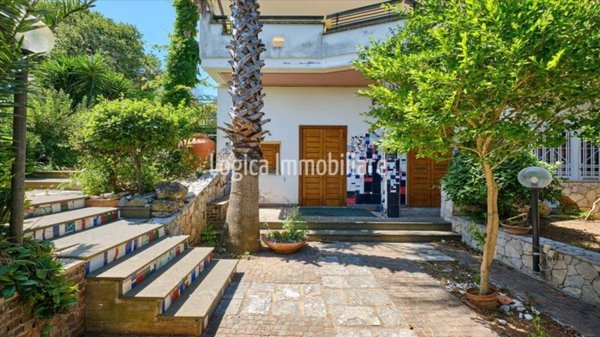 casa indipendente in vendita a San Donato di Lecce