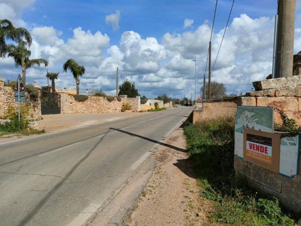 casa indipendente in vendita a Sannicola
