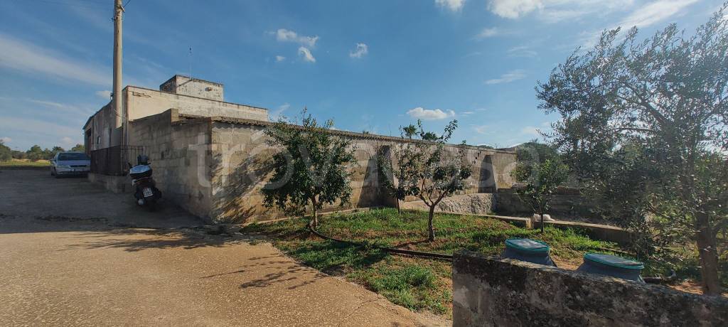 casa indipendente in vendita a Sannicola