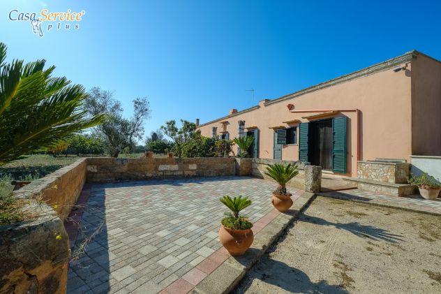 casa indipendente in vendita a Sannicola
