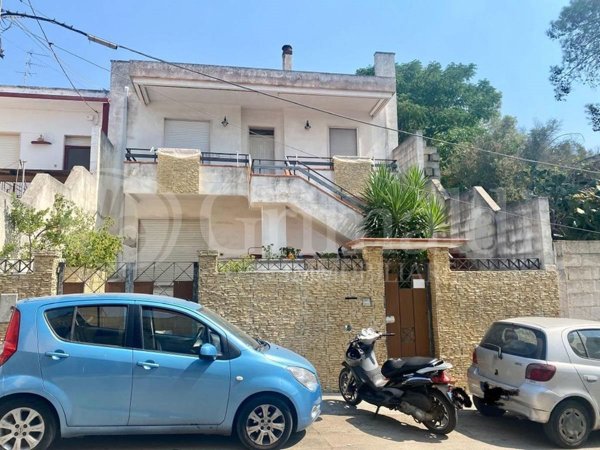 casa indipendente in vendita a Sannicola