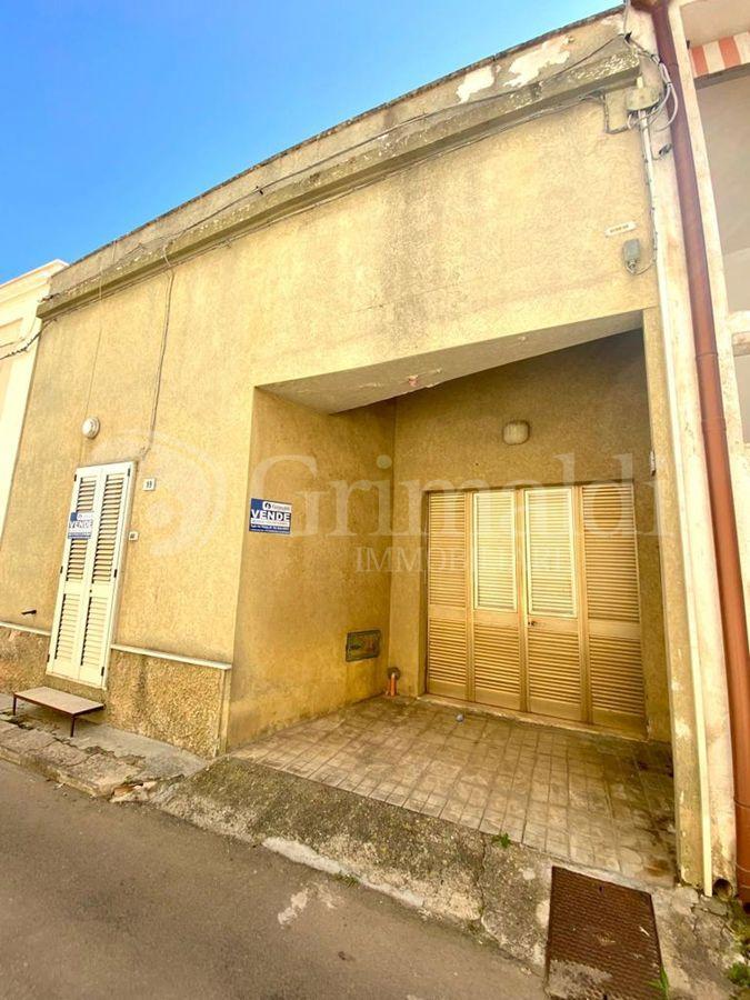casa indipendente in vendita a Sannicola