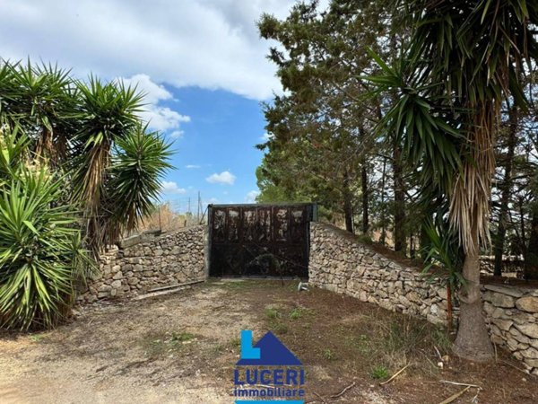 casa indipendente in vendita a Sannicola in zona Chiesanuova