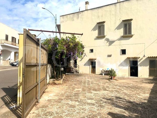 casa indipendente in vendita a Sannicola in zona Chiesanuova