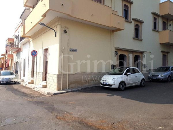 casa indipendente in vendita a Sannicola in zona Chiesanuova