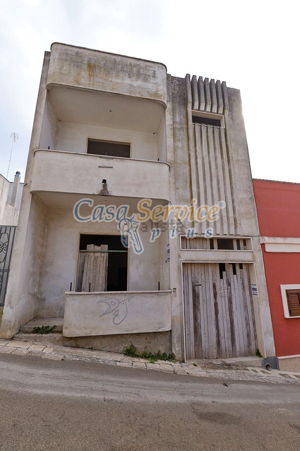casa indipendente in vendita a Sannicola