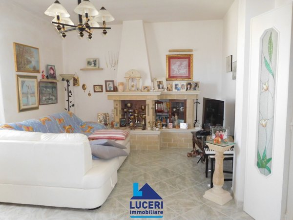 casa indipendente in vendita a Sannicola