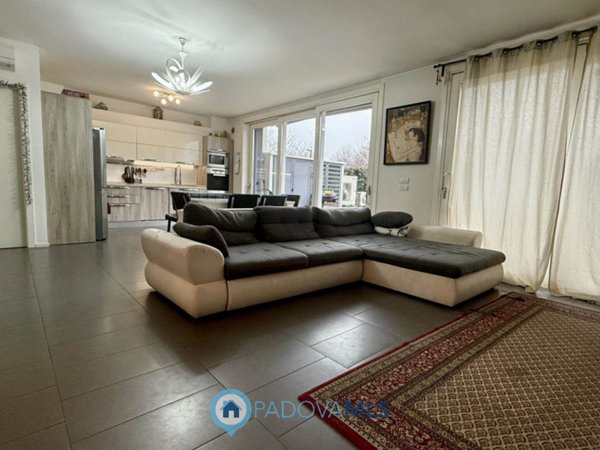 casa indipendente in vendita a Sannicola in zona Chiesanuova