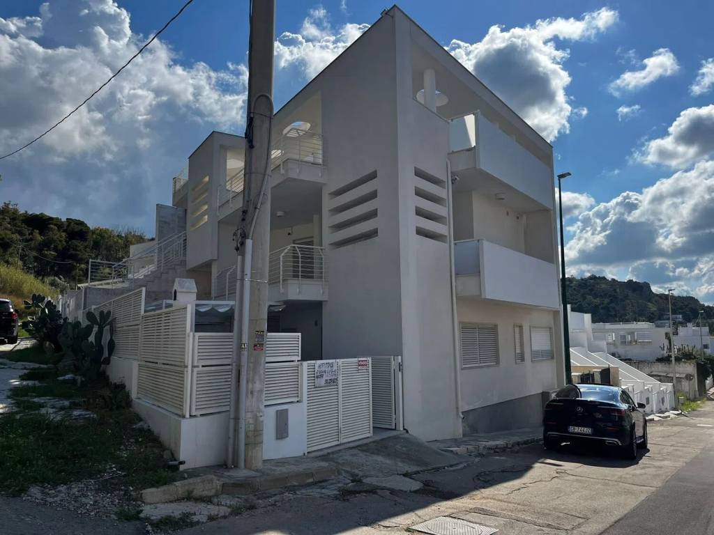 appartamento in vendita a Sannicola in zona Lido Conchiglie