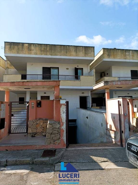 appartamento in vendita a Sannicola in zona Lido Conchiglie