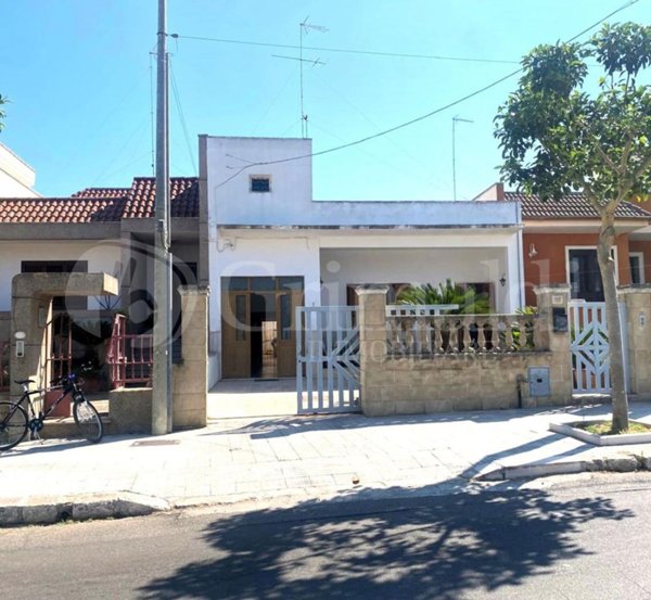 casa indipendente in vendita a Sannicola in zona San Simone