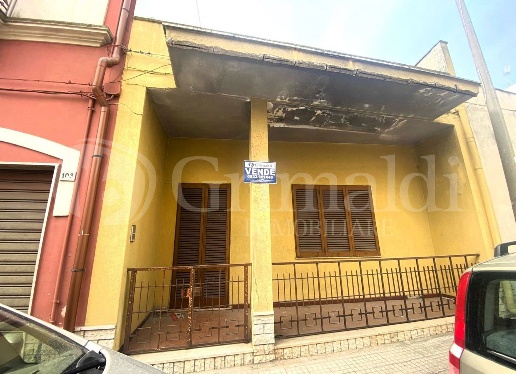 casa indipendente in vendita a Sannicola