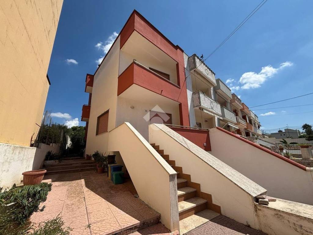casa indipendente in vendita a Sannicola