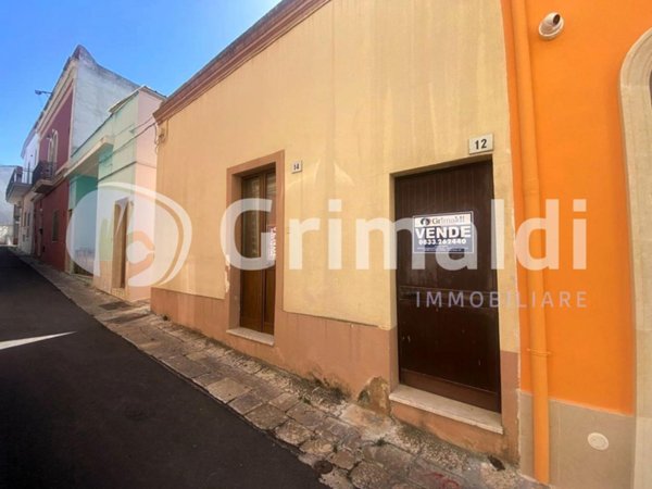 casa indipendente in vendita a Sannicola